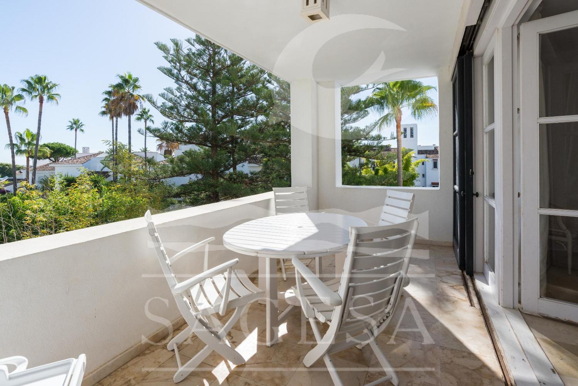 Jardines De Las Golondrinas Marbella Exterior photo